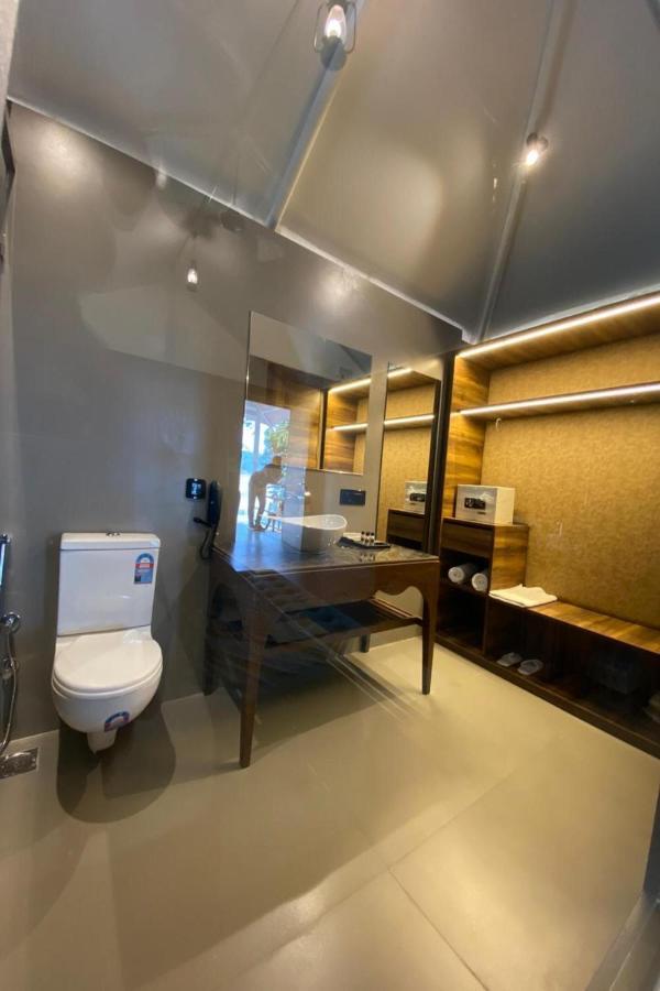 White Feather Resort Kauncha Silvassa Buitenkant foto