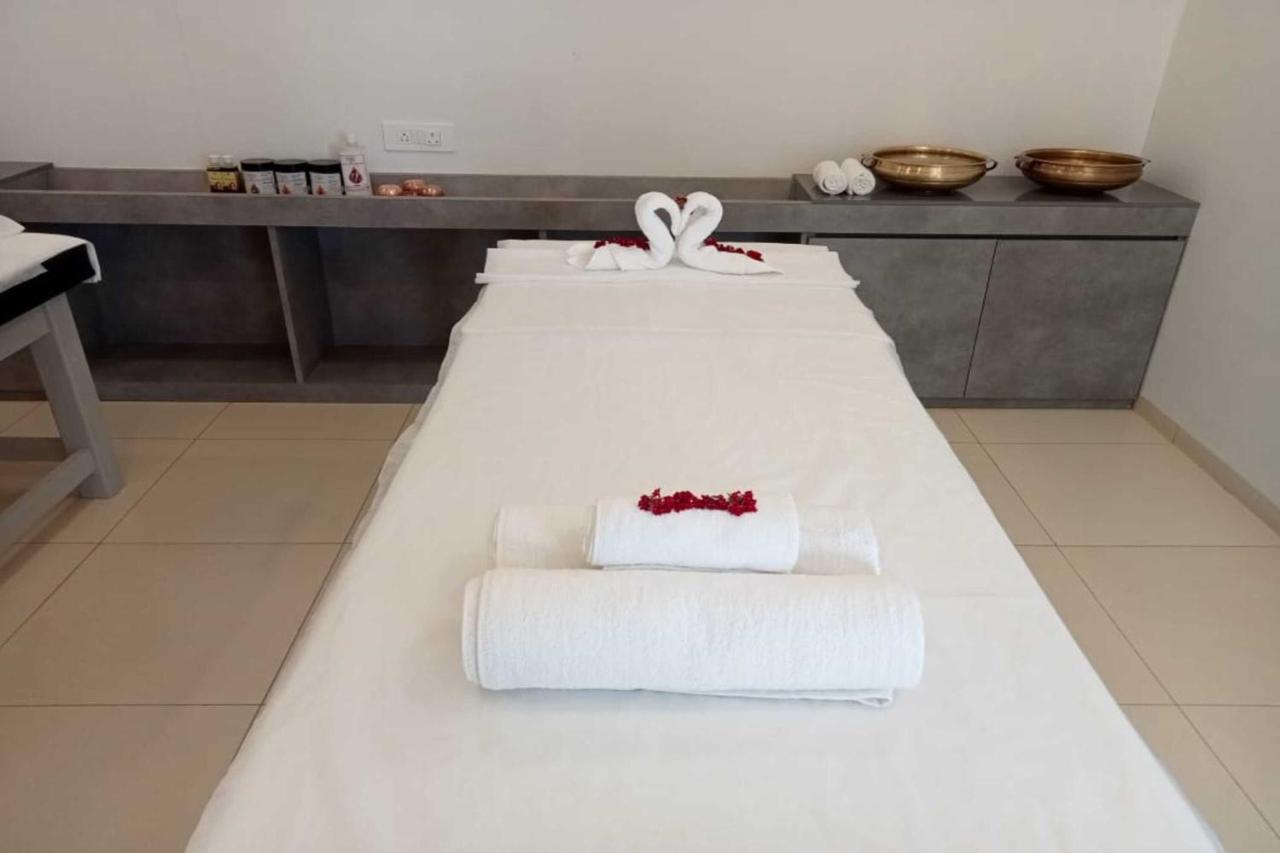 White Feather Resort Kauncha Silvassa Buitenkant foto