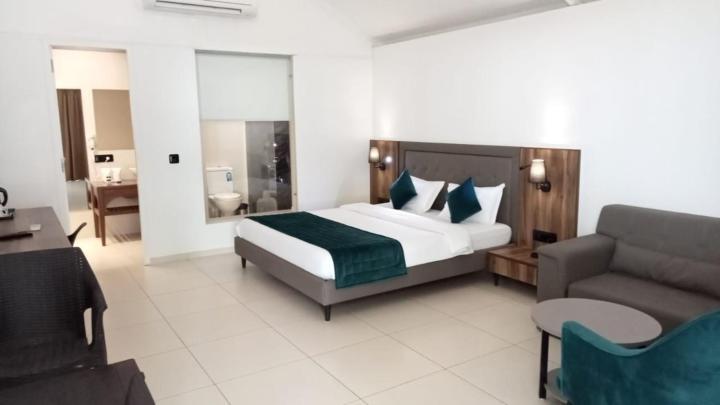 White Feather Resort Kauncha Silvassa Buitenkant foto
